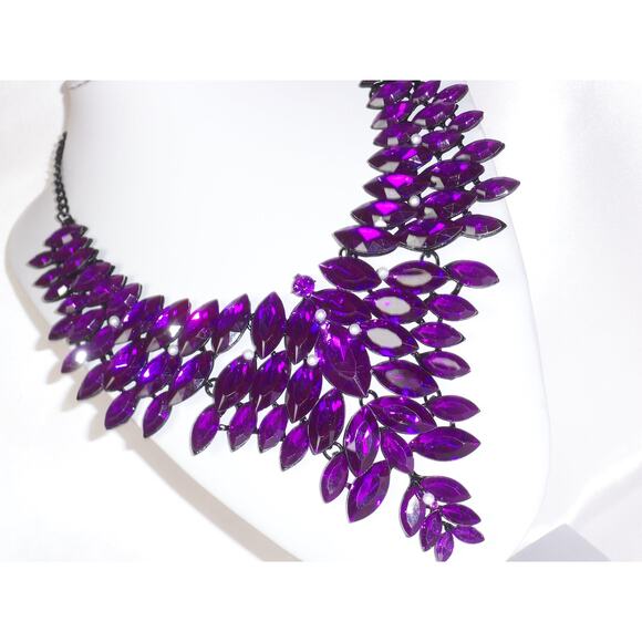 Purple rhinestone necklace, wedding prom necklace,Quinceanera statement necklace - Picture 5 of 5